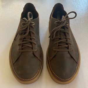 CLARK’S Collection Low Beeswax Brown Leather Sneakers Men’s Size 10